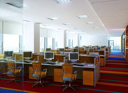 cách sắp xếp bàn ghế văn phòng hợp phong thủy